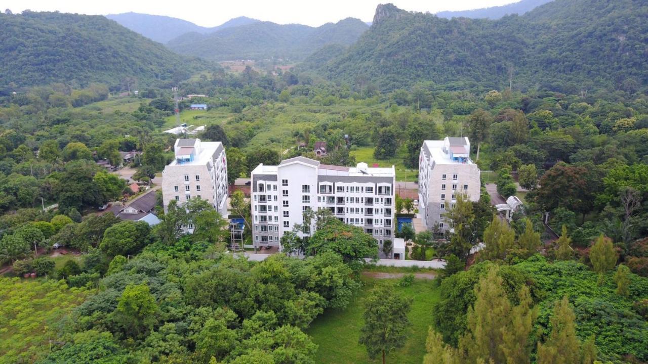Courtyard Khaoyai Hotell Nakhonratchasima Exteriör bild